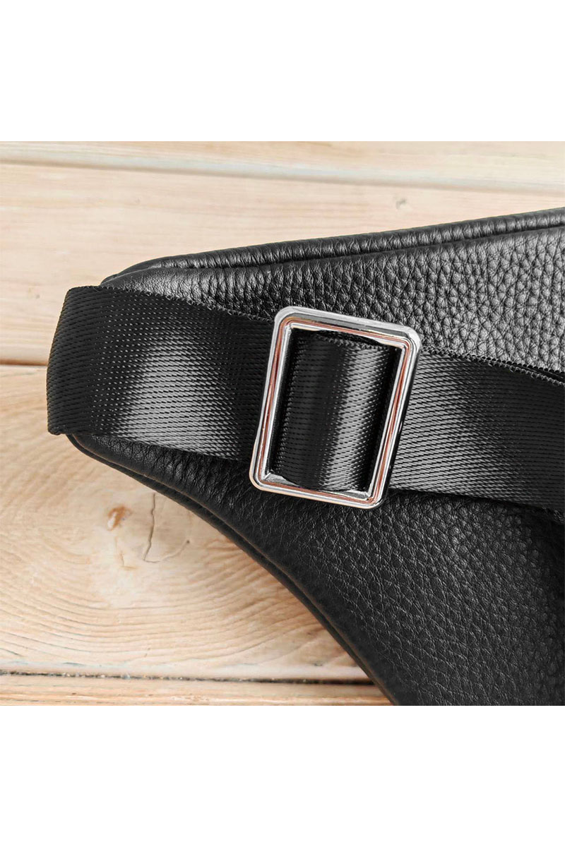 Montblanc Кожаная сумка на пояс 32x15 см