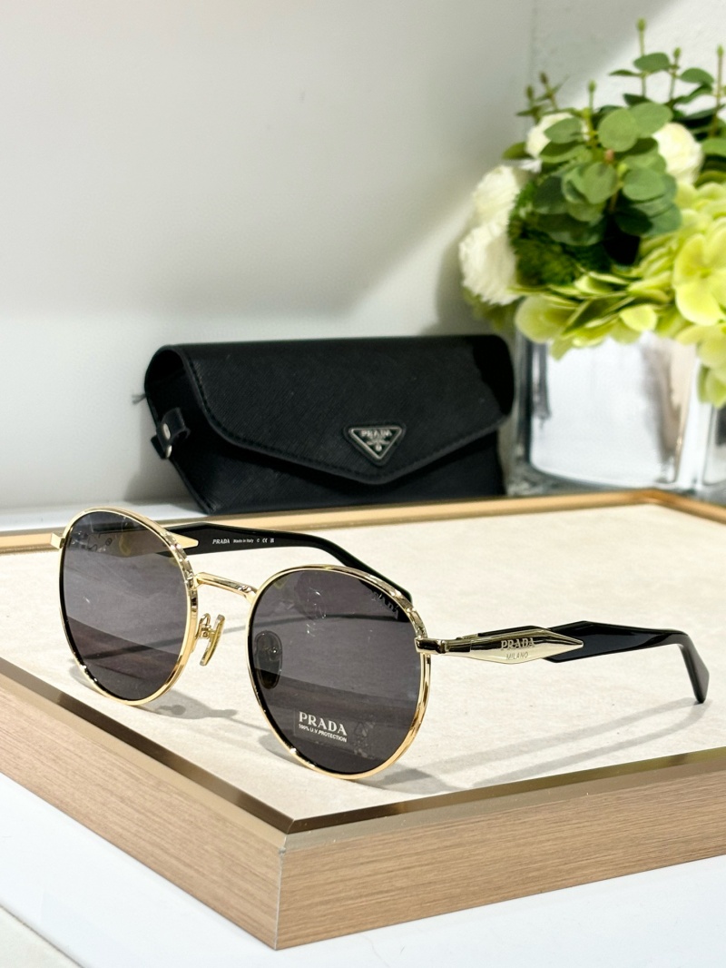 Prada Солнцезащитные очки Loden Lenses