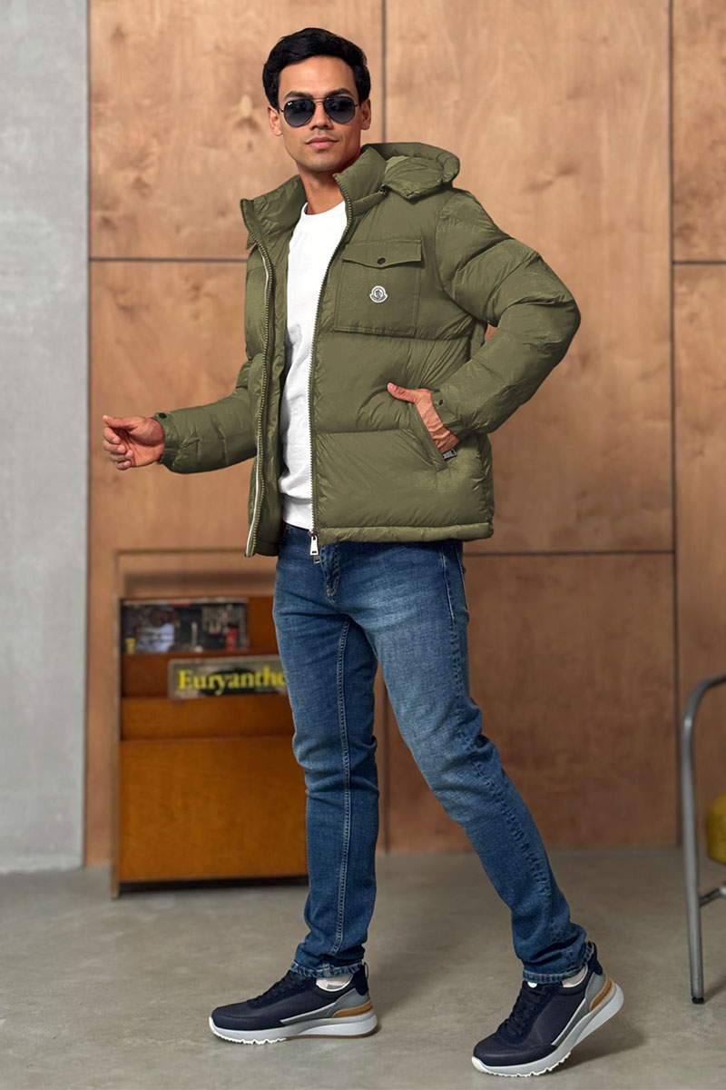 Moncler Мужская куртка зелёного цвета