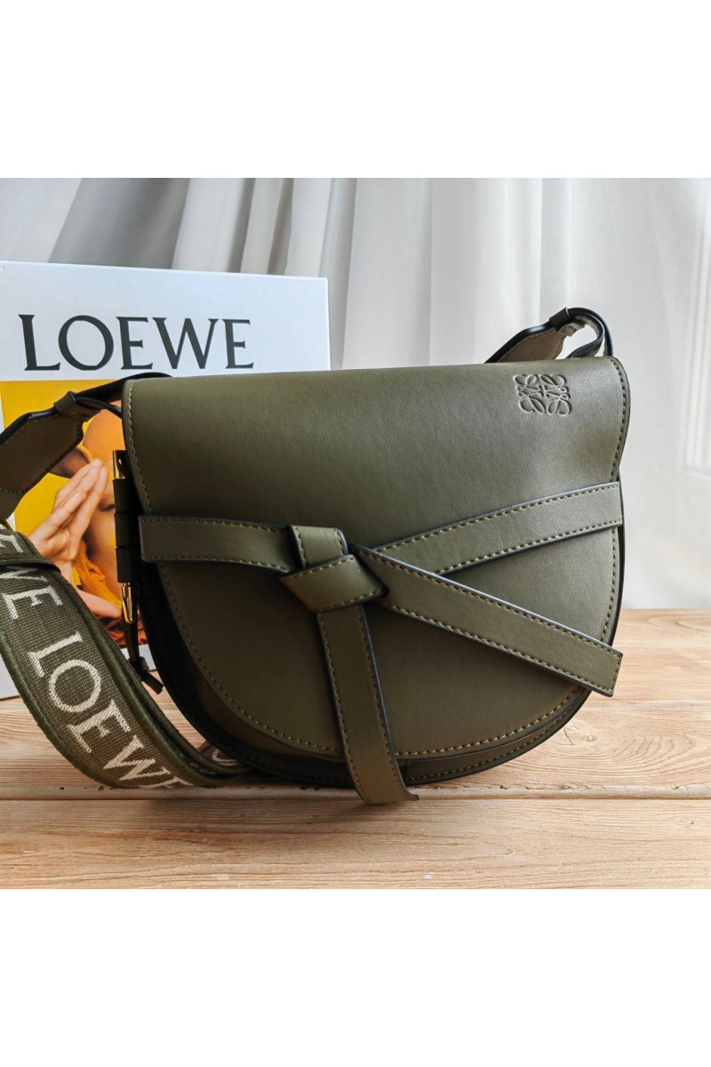Loewe Женская кожаная сумка Gate small 21x20 см (3 расцветки)