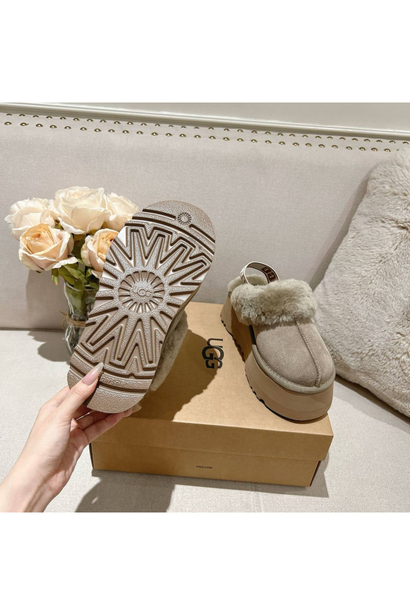 UGG Замшевые женские слиперы с мехом Funkette Platform