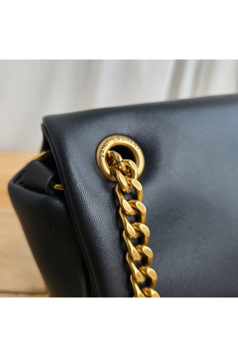 Yves Saint Laurent Кожаная сумка Calypso 24x11 см