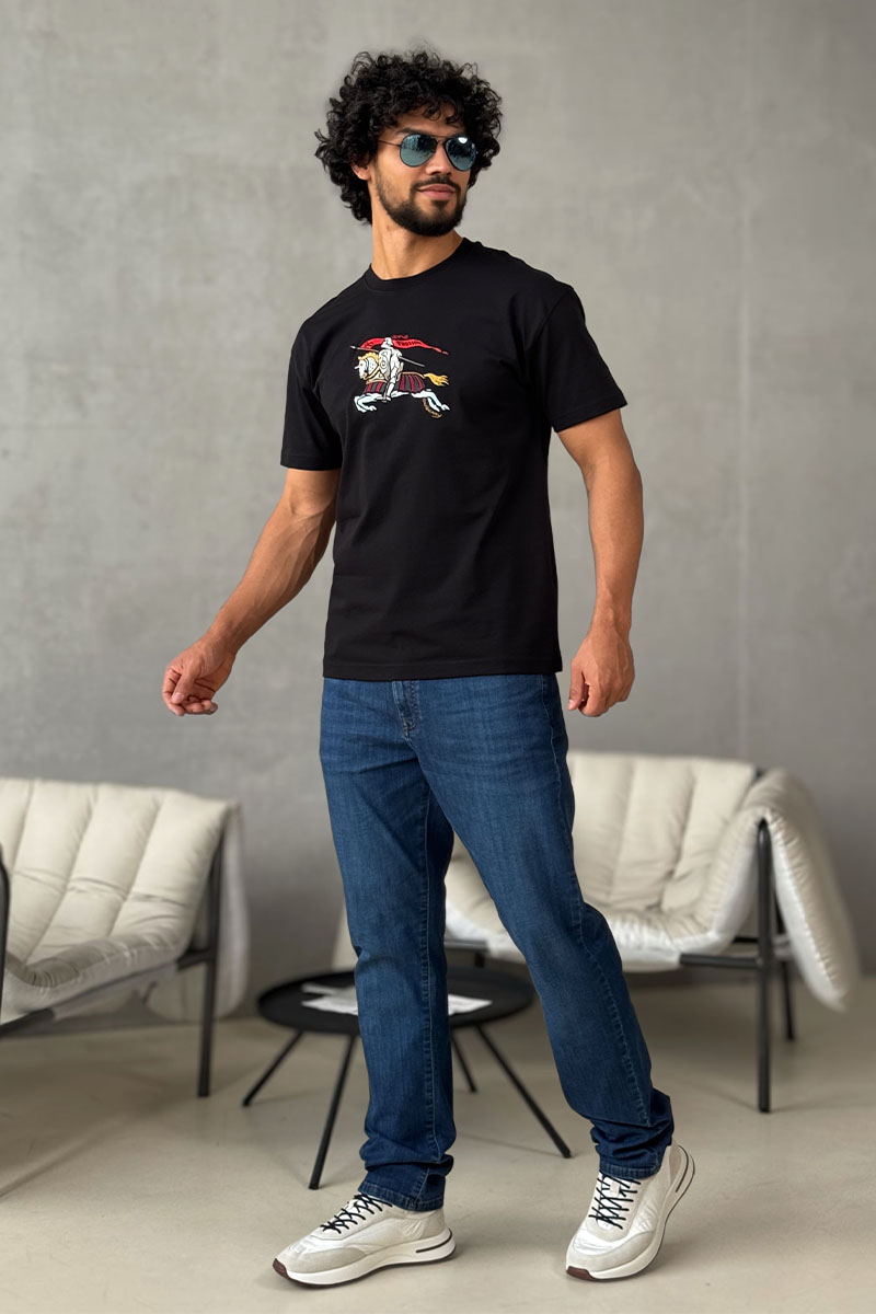 Burberry Мужская чёрная футболка Equestrian Knight