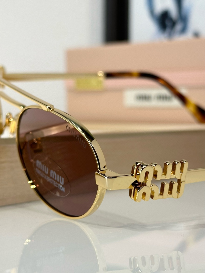MIU MIU Женские солнцезащитные очки Oval