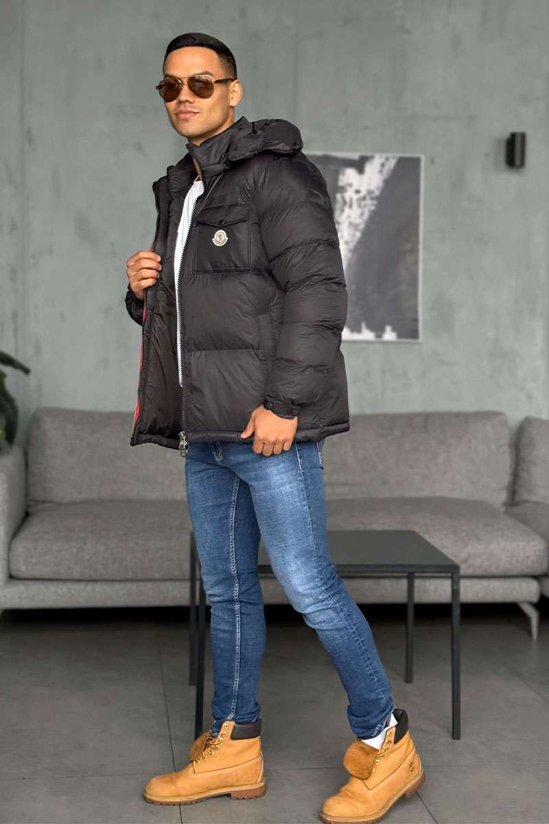 Moncler Мужская куртка чёрного цвета