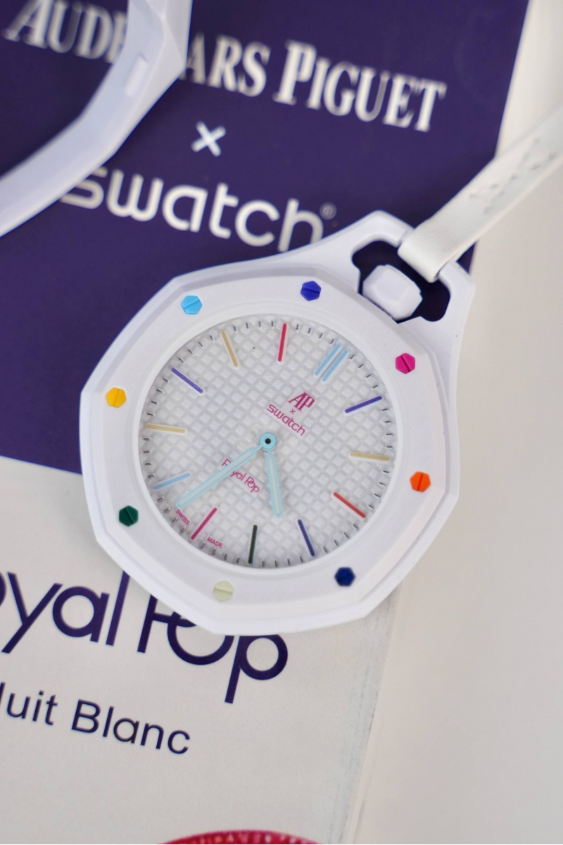 Designer Clothing Часы Audemars Piguet x Swatch "Royal Pop" Huit Blanc premium