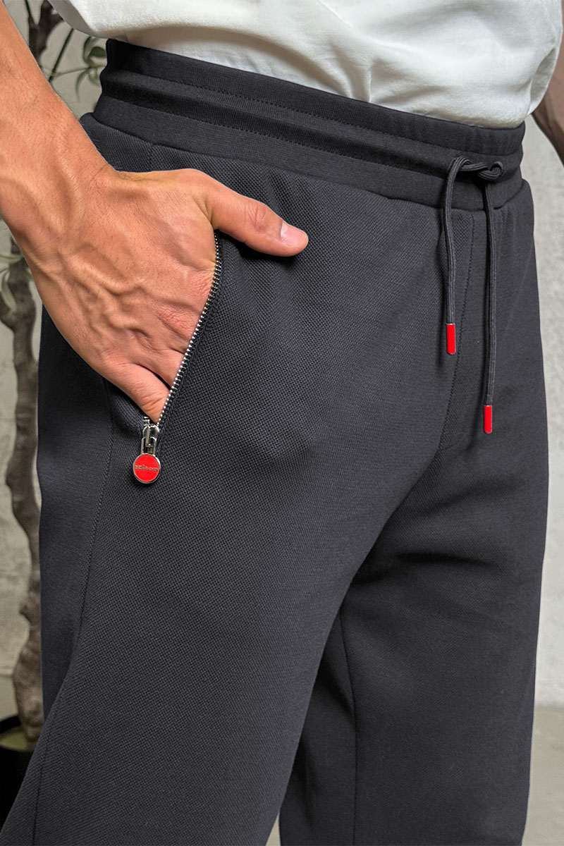 Kiton Спортивные штаны серого цвета