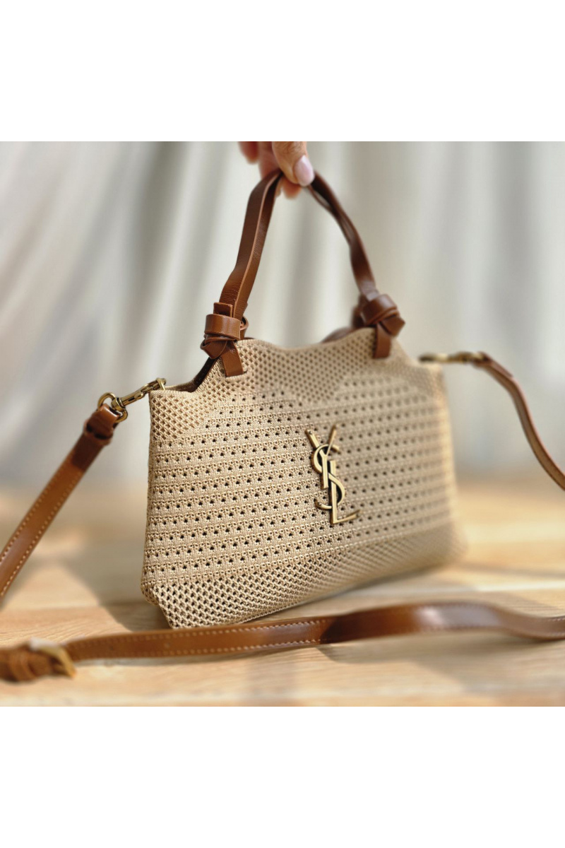 Yves Saint Laurent Плетёная сумка 21x15 см