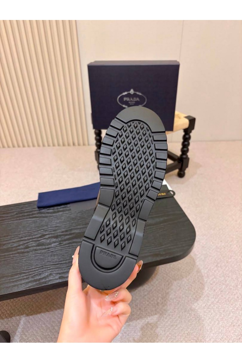 Prada Кожаные ботинки с мехом premium