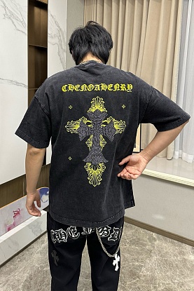 Чёрная оверсайз футболка Gothic logo 