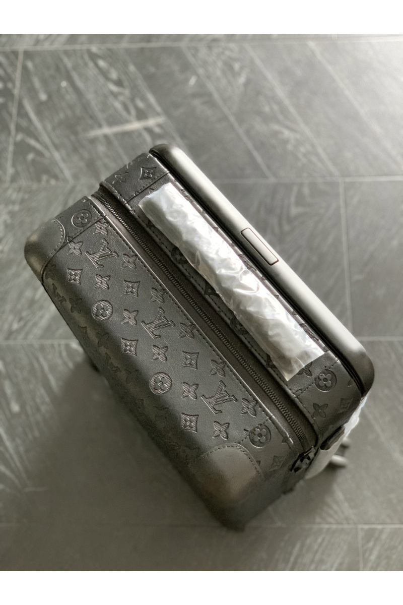 Rimowa Чемодан Horizon Premium 53x37x22 см