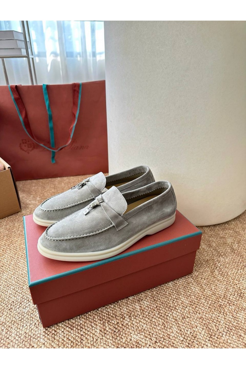 Loro Piana Женские замшевые лоферы Summer Charms Walk premium
