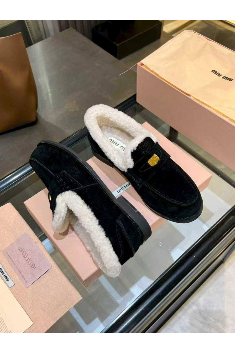 MIU MIU Женские лоферы с мехом premium  - Black