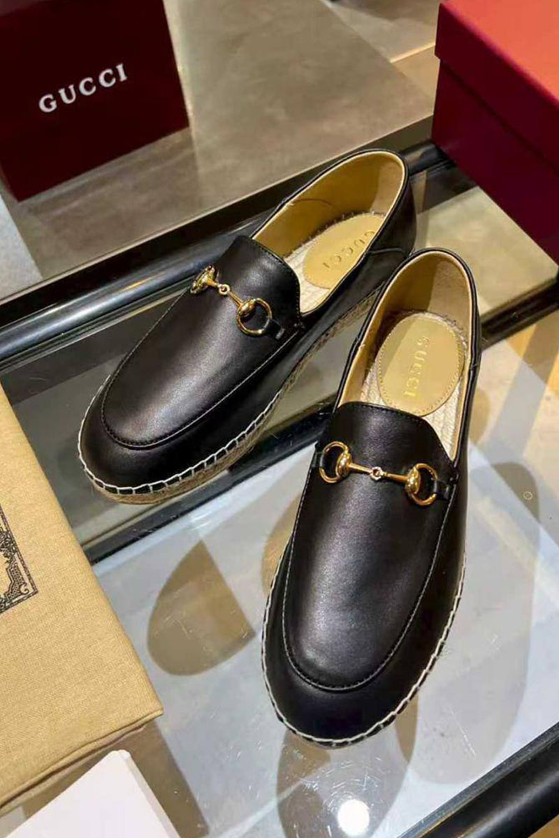 Gucci Женские кожаные лоферы GG Horsebit premium