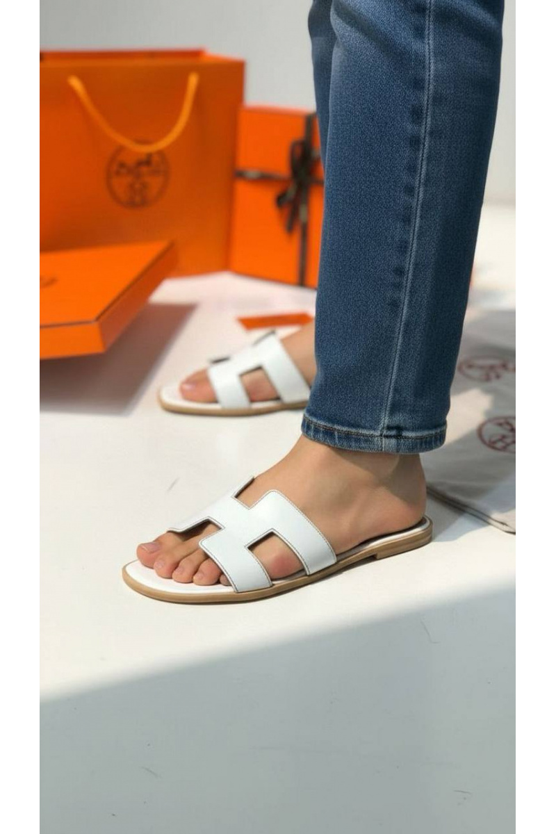 Hermes Женские кожаные шлёпанцы Oran
