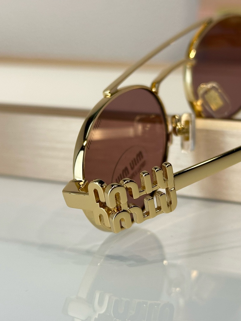 MIU MIU Женские солнцезащитные очки Oval