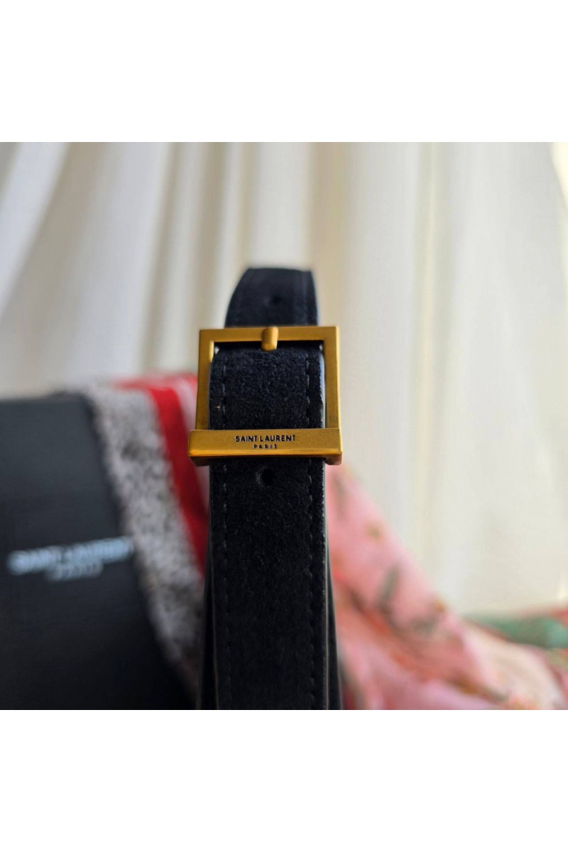 Yves Saint Laurent Женская чёрная замшевая сумка 25x13 см