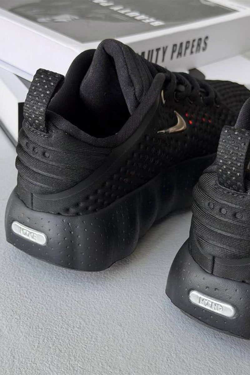 Nike Кроссовки Mind 002 