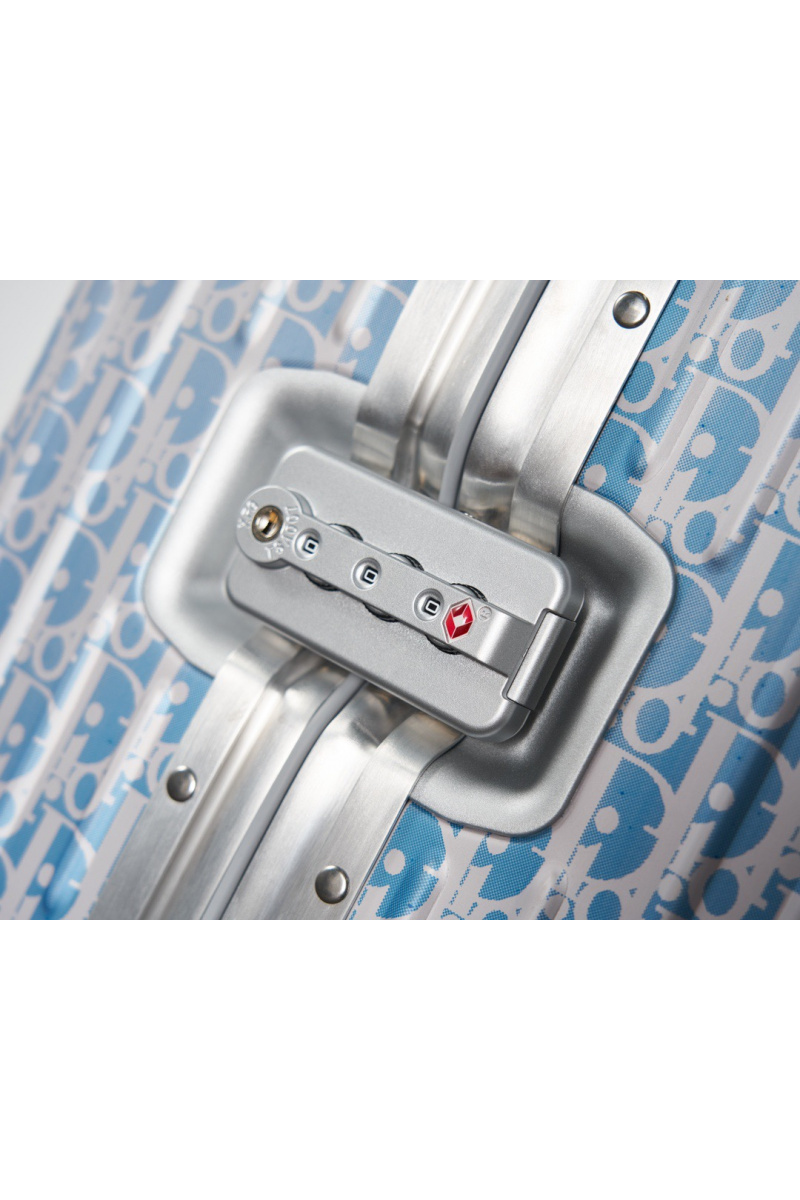 Rimowa Чемодан Aluminum Gradient M Premium 67x42x27 см