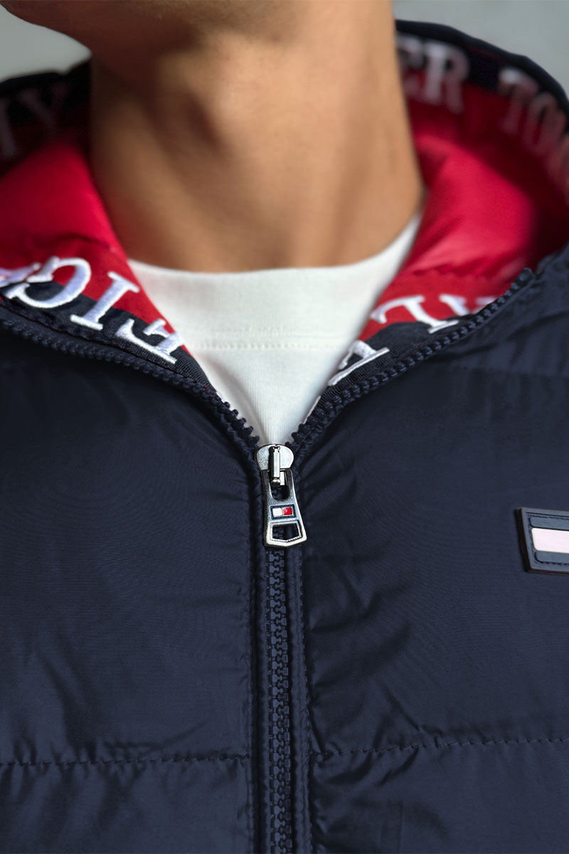 Tommy Hilfiger Мужской жилет тёмно-синего цвета
