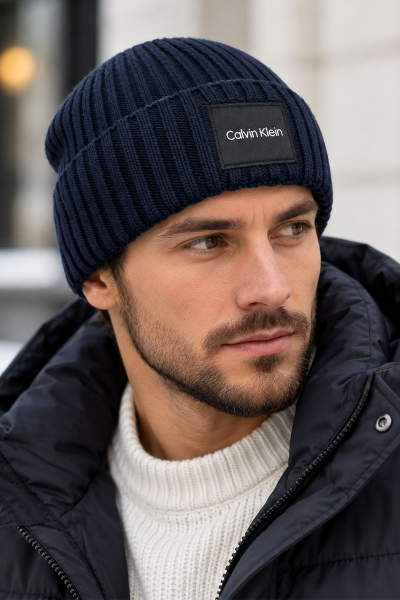Calvin Klein Мужская шапка тёмно-синего цвета logo-patch