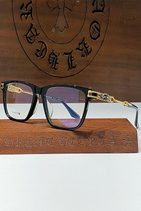 Очки с прозрачными линзами