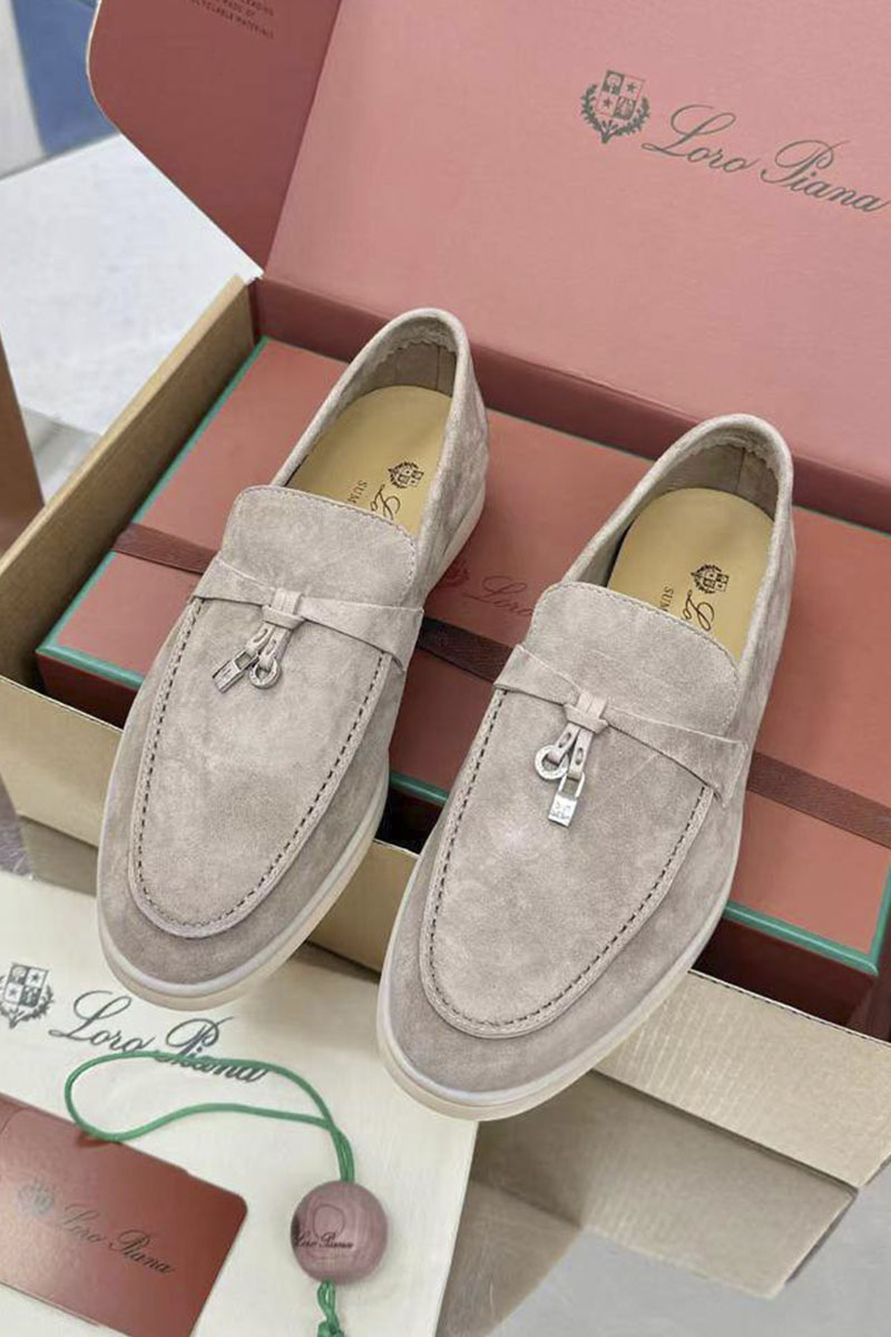 Loro Piana Женские замшевые лоферы Summer Charms Walk premium