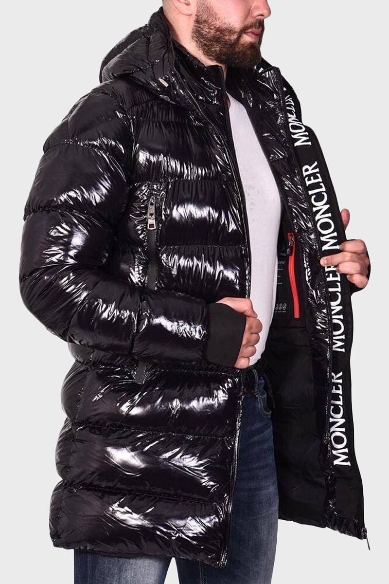 Moncler Утеплённая брендовая парка чёрного цвета