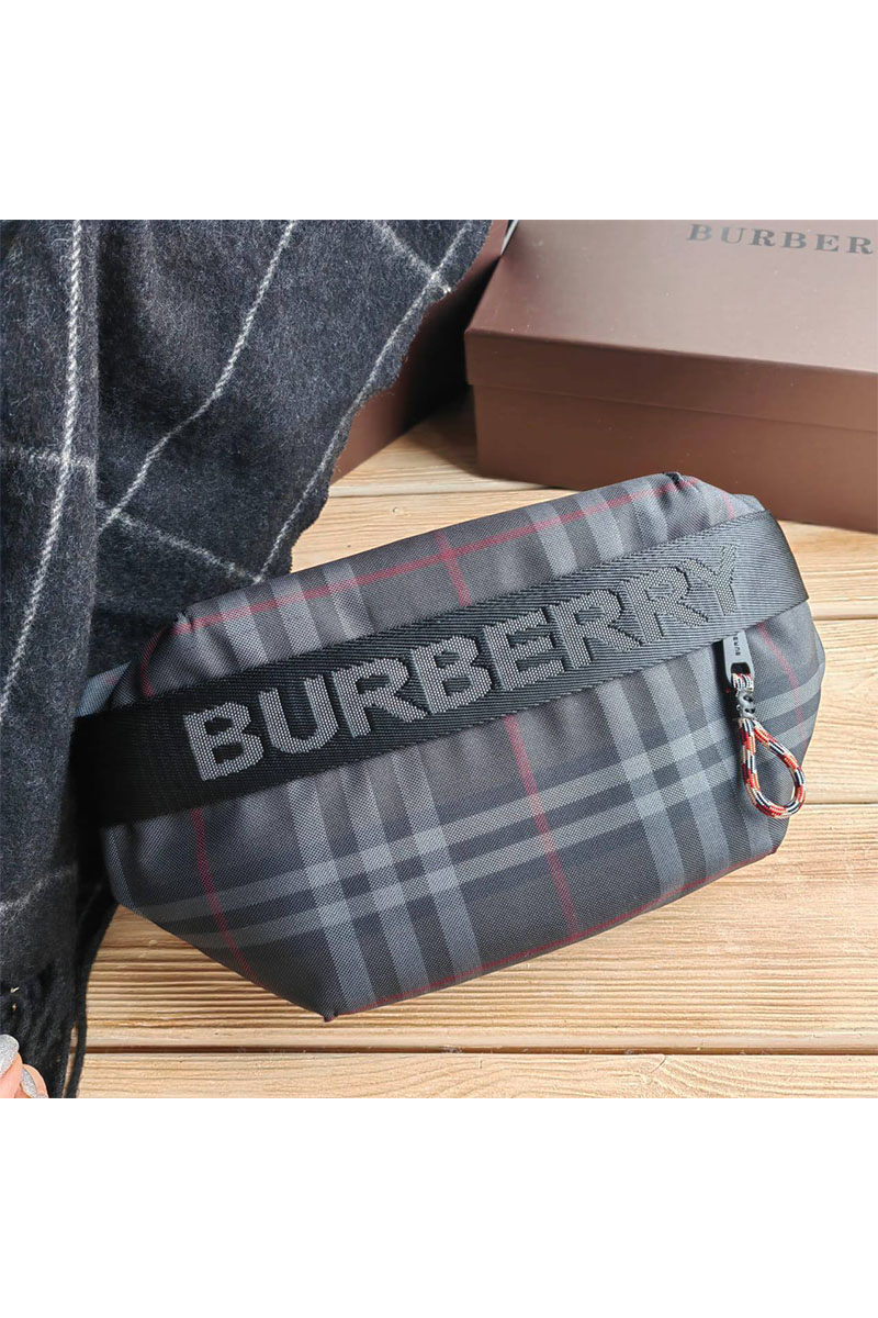 Burberry Сумка на пояс Check 28x14 см