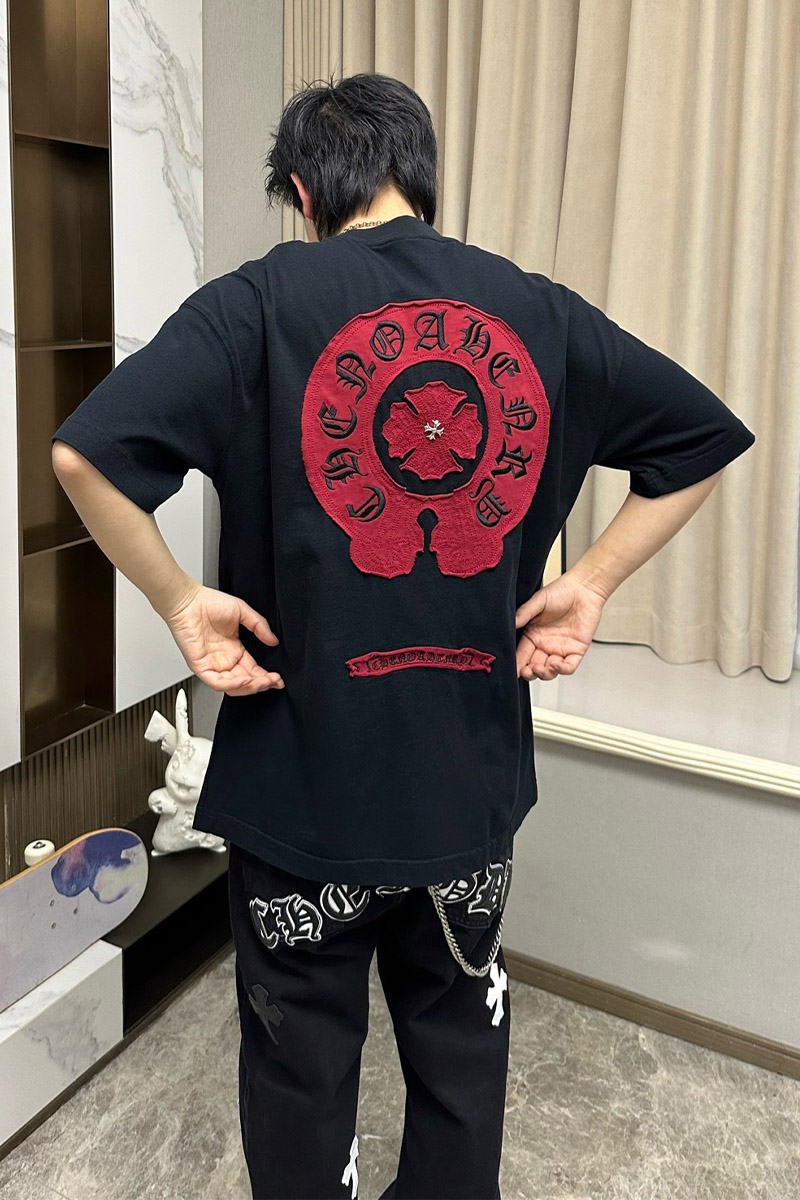 Designer Clothing Чёрная оверсайз футболка Gothic logo 