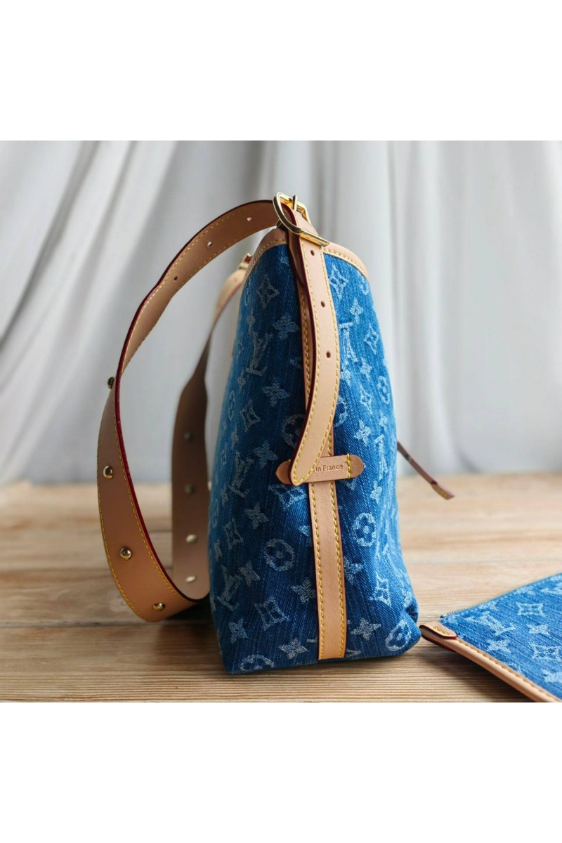 Lоuis Vuittоn Женская сумка-хобо Carry All MM 29x24 см
