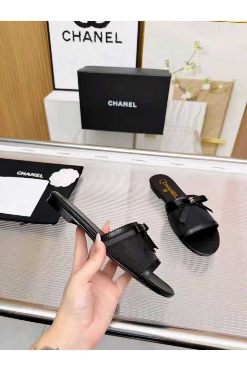 Chаnеl Женские кожаные шлёпанцы premium
