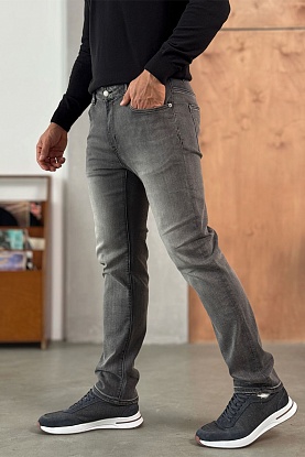 Мужские серые джинсы