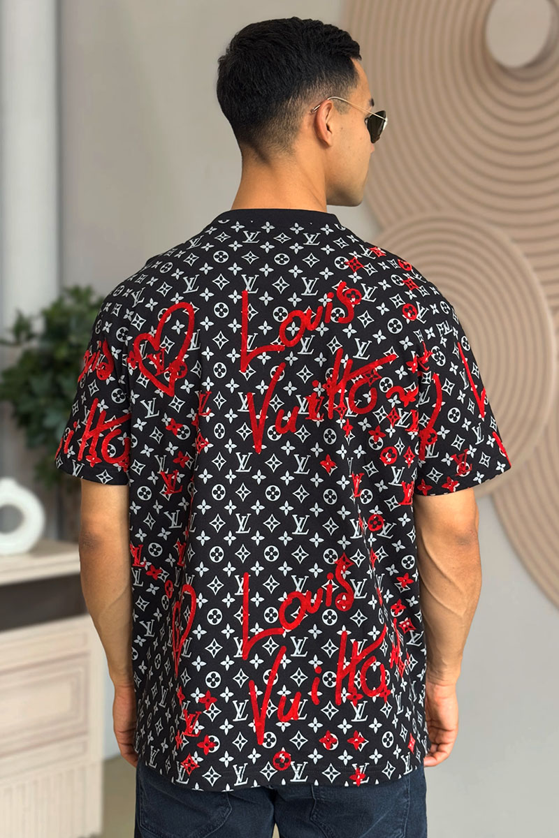 Lоuis Vuittоn Чёрная оверсайз футболка Heart monogram all-over