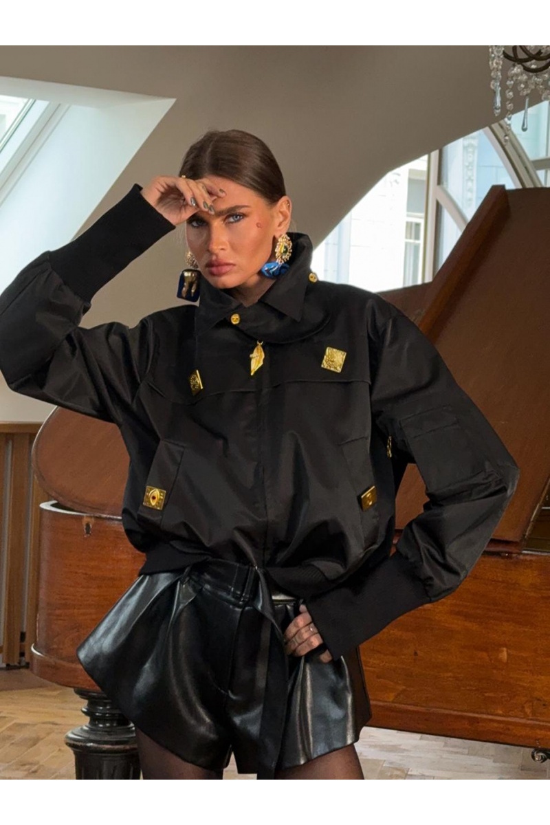 Yves Saint Laurent Женские кожаные шорты чёрного цвета 