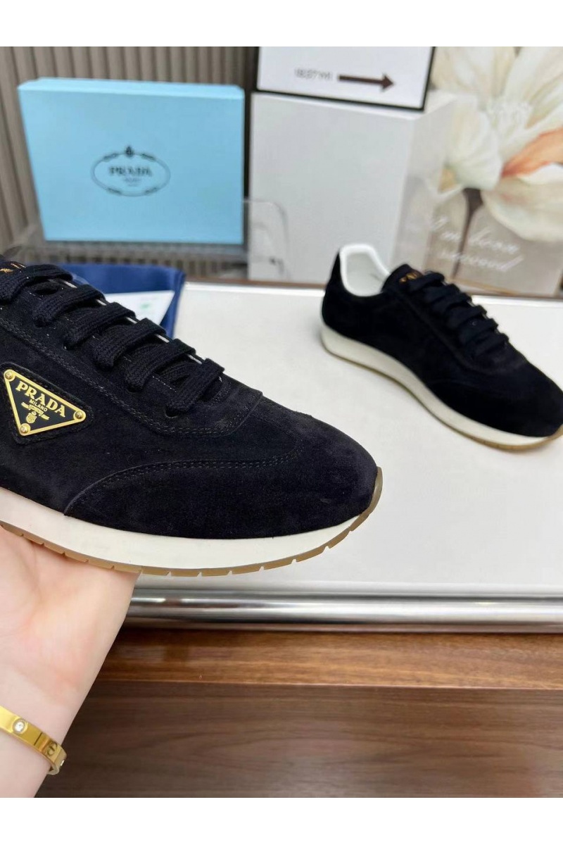 Prada Женские замшевые кроссовки Premium - Black