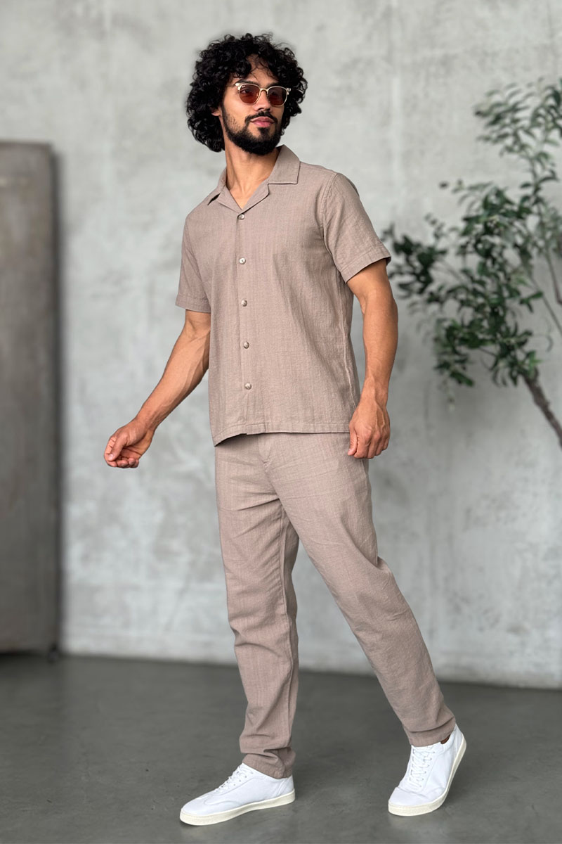 Loro Piana Мужской костюм бежевого цвета