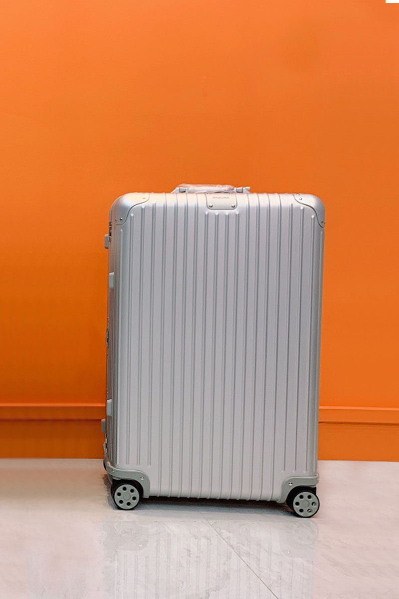 Rimowa Чемодан Aluminum L Premium 76x50x27 см