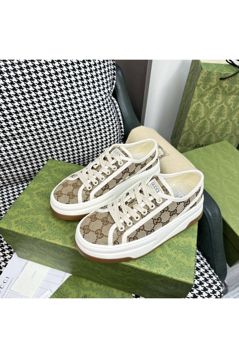 Gucci Женские кроссовки GG Screener premium