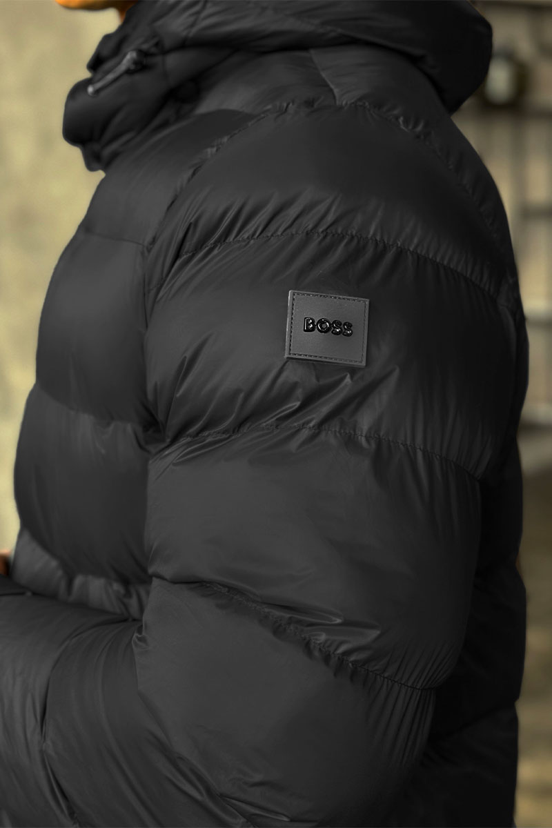 Hugо Воss Куртка чёрного цвета logo-patch 