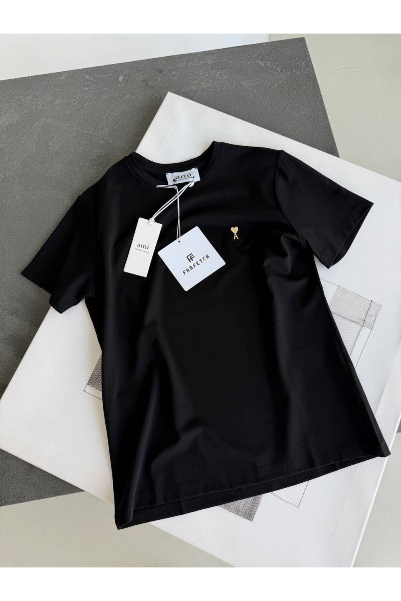 Designer Clothing Женская базовая футболка Ami чёрного цвета premium