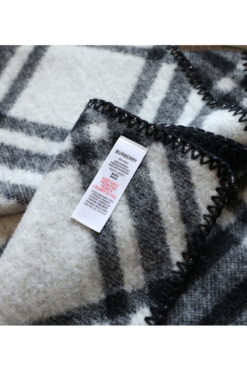 Burberry Шарф Check premium 182x30 см - Black