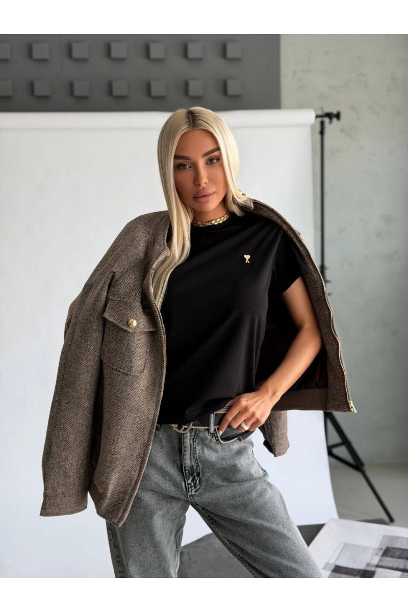 Designer Clothing Женская базовая футболка Ami чёрного цвета premium
