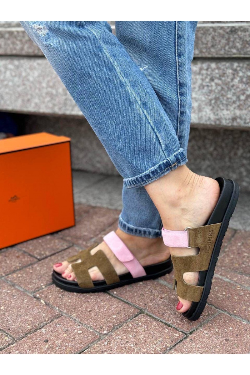 Hermes Женские замшевые сандалии Chypre - Pink / Brown