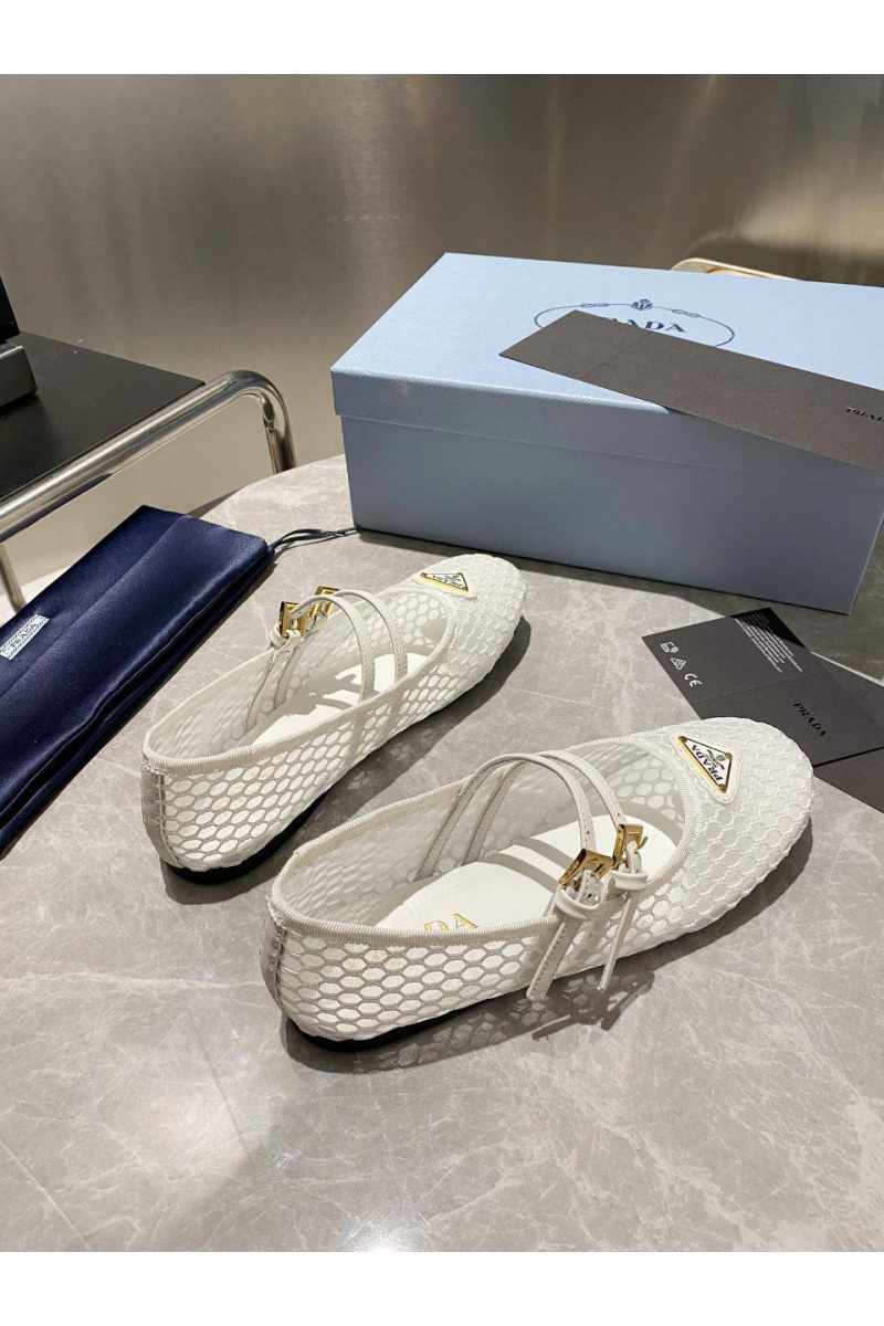Prada Женские сетчатые балетки белого цвета
