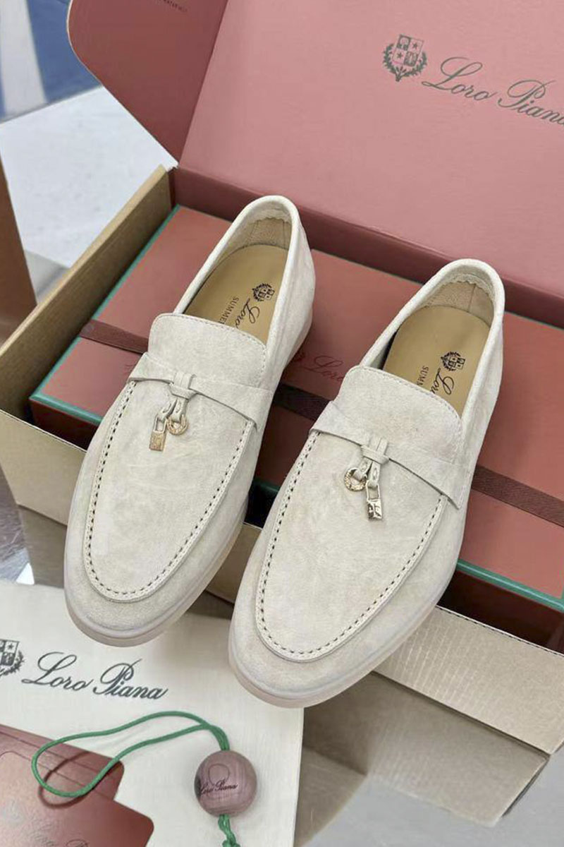 Loro Piana Женские замшевые лоферы Summer Charms Walk premium