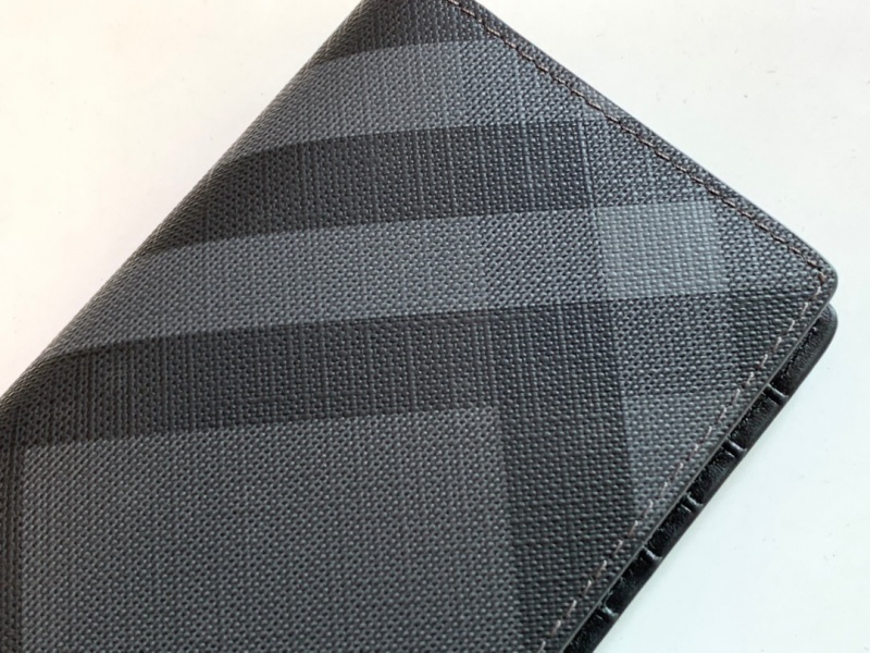 Burberry Кожаный бумажник Premium 19x10x2.5 см