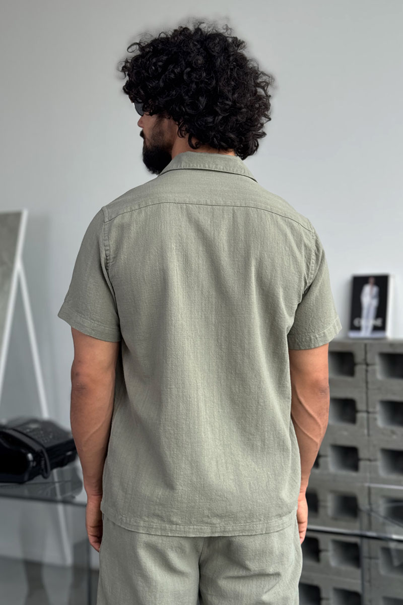 Loro Piana Мужская рубашка цвета хаки 