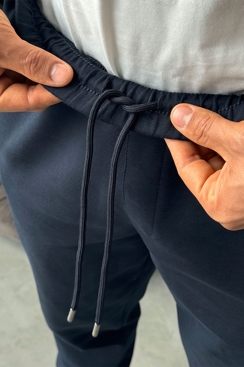 Emporio Armani EA7 Спортивный костюм тёмно-синего цвета