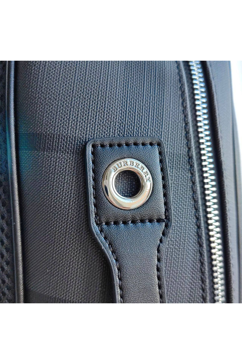 Burberry Кожаный рюкзак London Check 35х30 см